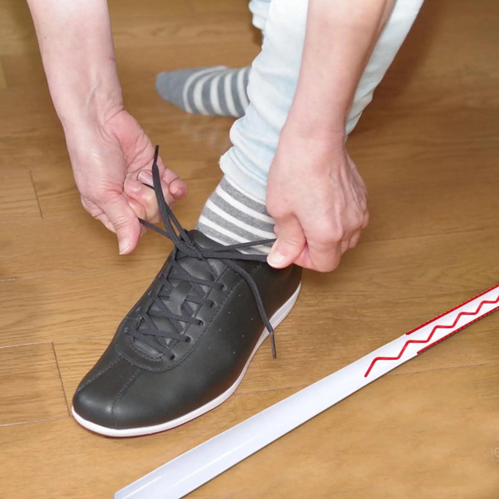 Long Handle Shoe Horn Long Shoe Lifter for Boot Extra Long Shoe Horns for Boots Ergonomic Shoe Helper for Seniors Men Women Oasis Select