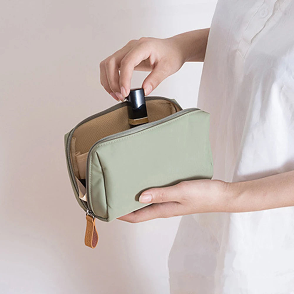 Portable Waterproof Cosmetic Bag – Travel Makeup Pouch