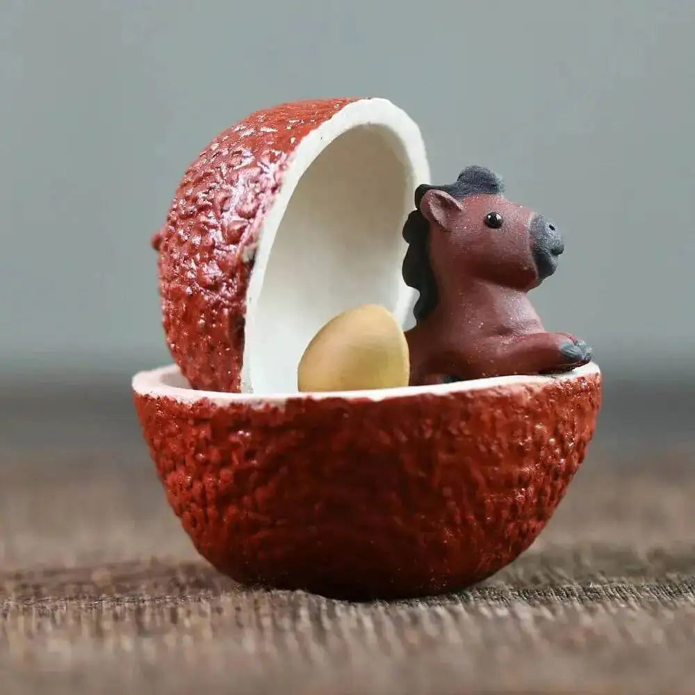 Purple Clay Tea Pet Horse Small Ornament Creative Fruit Lychee Tea Ceremony Tea Set Table Accessories Ceramic Decoration Instant Oasis Select little Red Horse