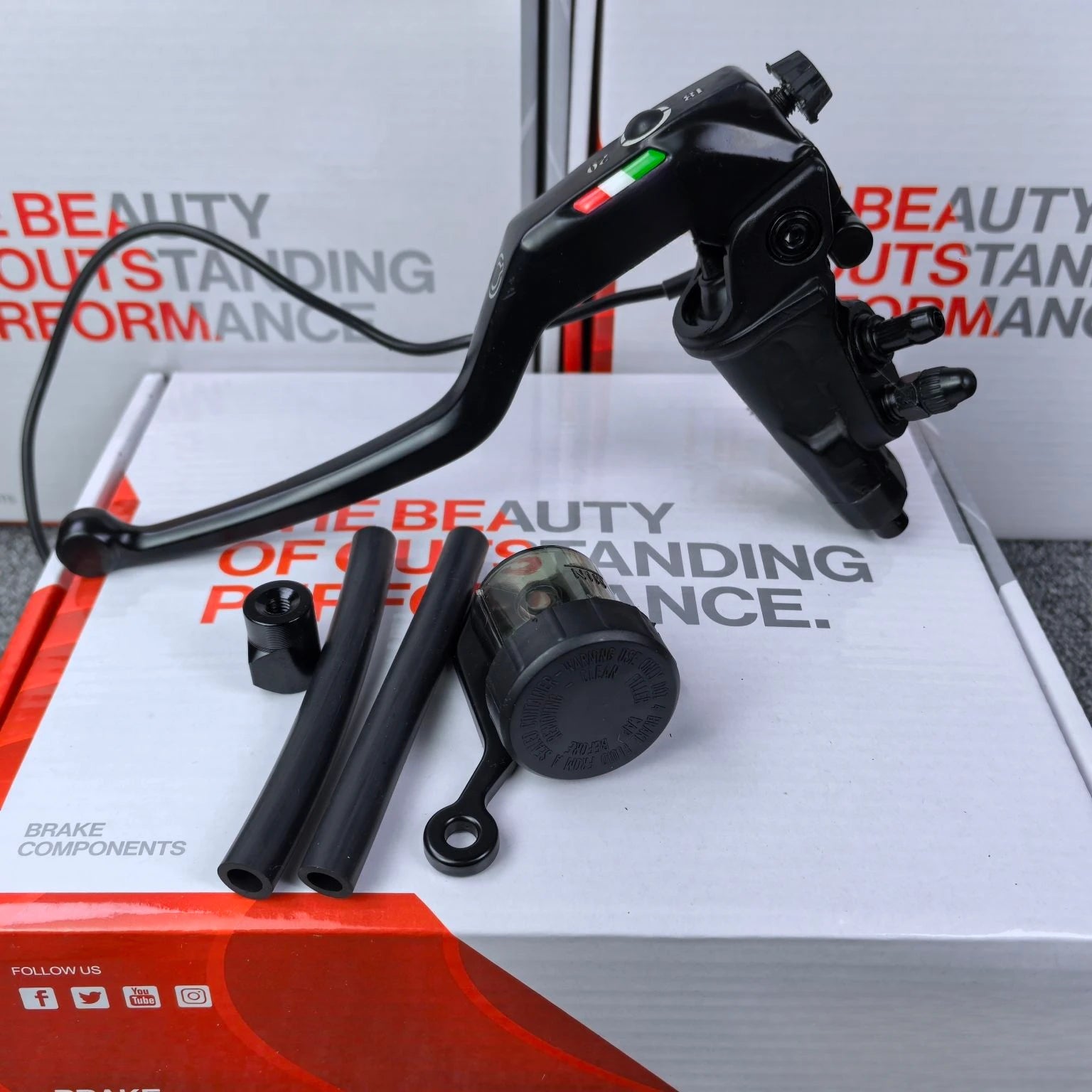 Motorcycle electric motorcycle brake modification direct push up pump CNC18MM piston factory team GP pump for 22MM handlebar Oasis Select 19RCS left