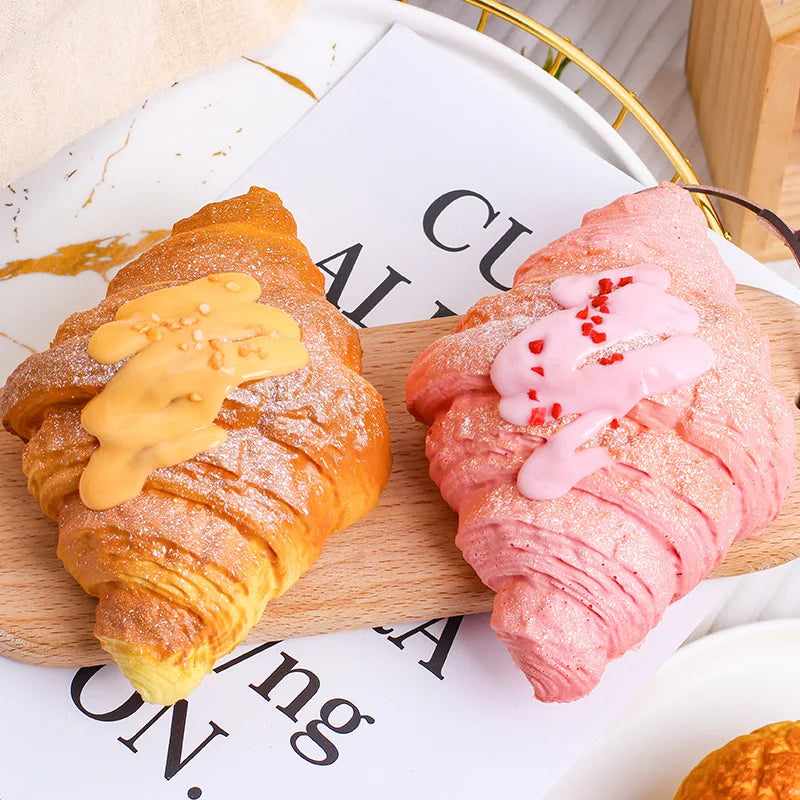 Simulated Croissant Squishy Slow Rising Toy, Scented Bread Stress Relief Model Food Prop Fidget Toy Vent and Decompress Oasis Select