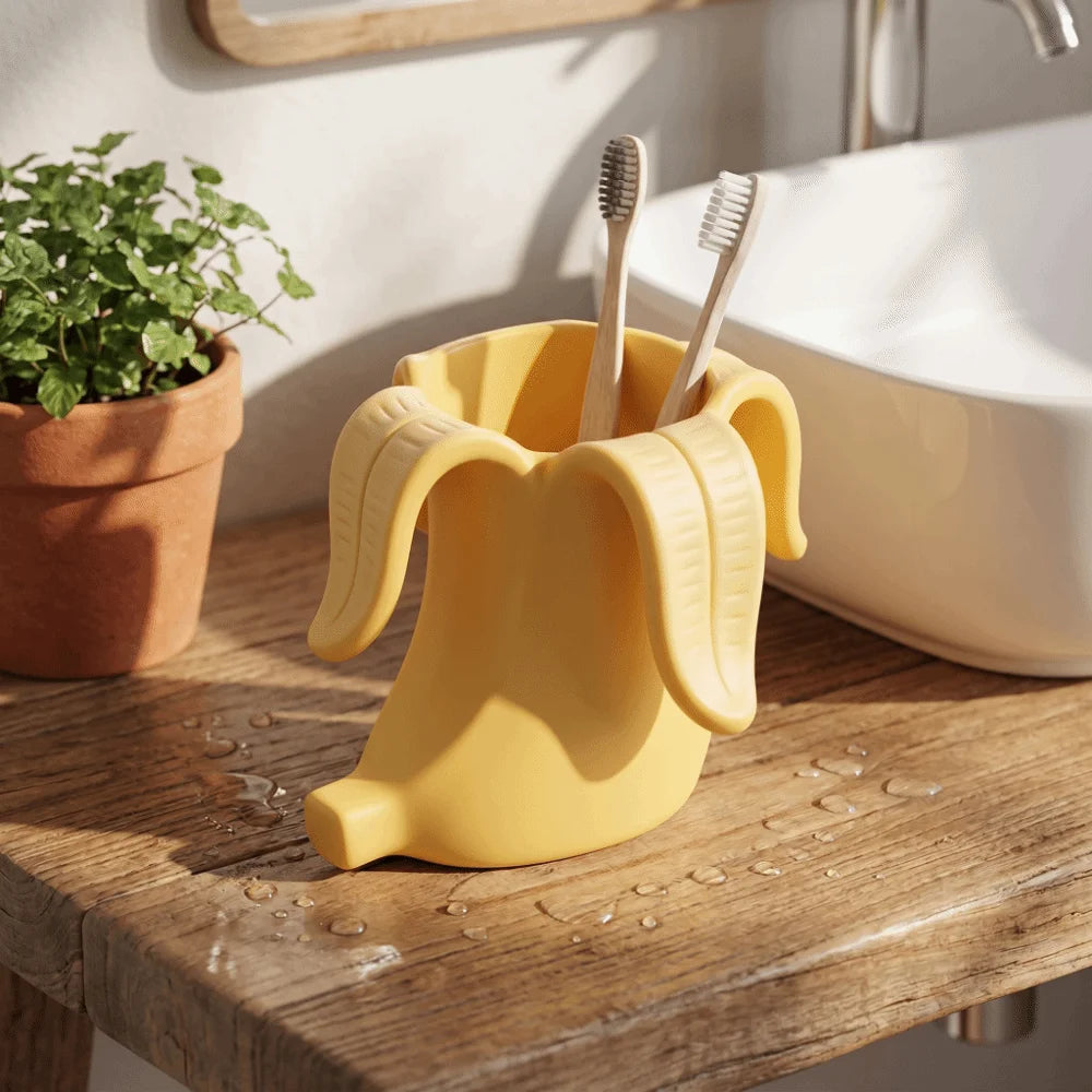 Plastic Banana-Shaped Pencil Holder Curved Arc Design Creative Desktop Organizer Artistic Decoration Funny 3D-printed Pen Holder Oasis Select