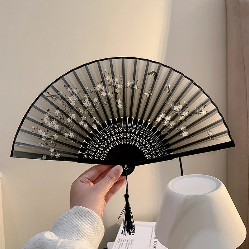 Chinese Silk Folding Fan – Retro Floral Hanfu Gift | 38cm