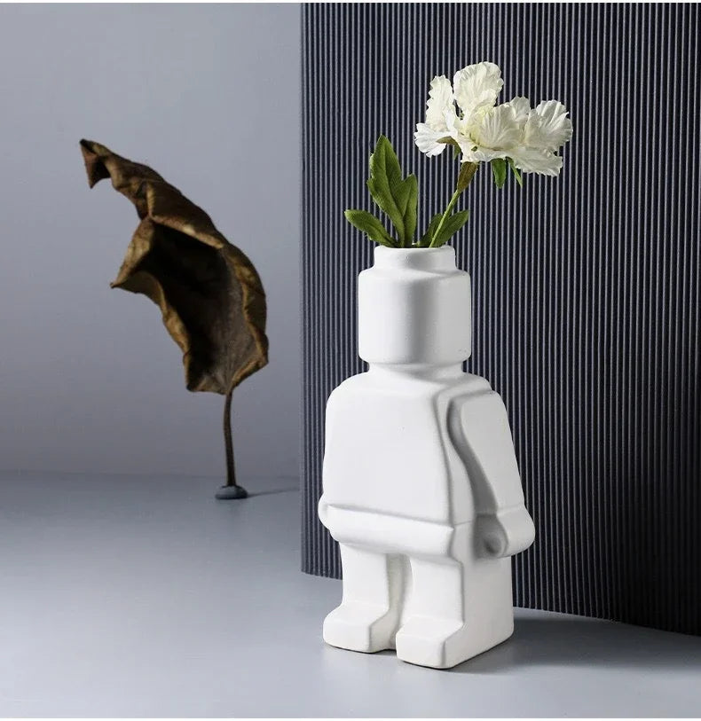 Creative Abstract Art Figurative Robot Dry Flower Vase Resin Crafts Living Room Office Desktop Decoration Oasis Select