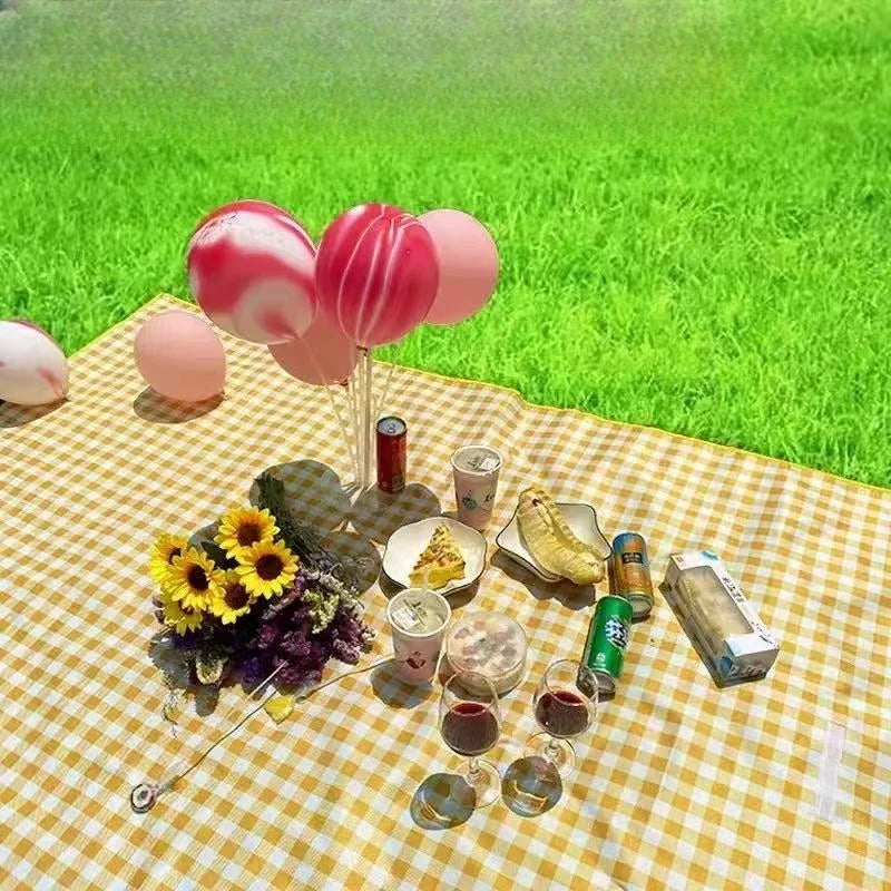 Sand Protection Picnic Blanket Yellow and White Checkered Design with Outdoor Picnic Mat Foldable Durable Non-Woven Fabric Oasis Select