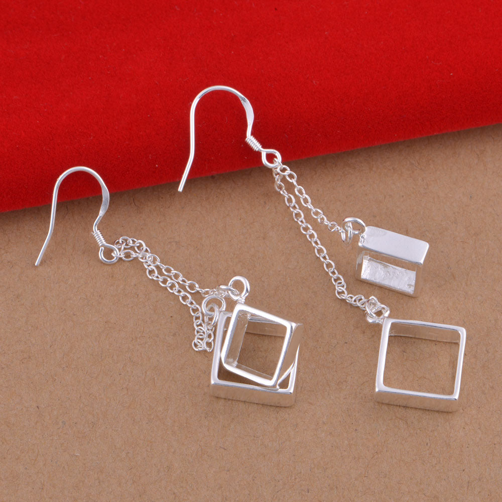 925 Silver Plated Square Grid Earrings | Retro Elegant Style Silver Plated Earrings Oasis Select
