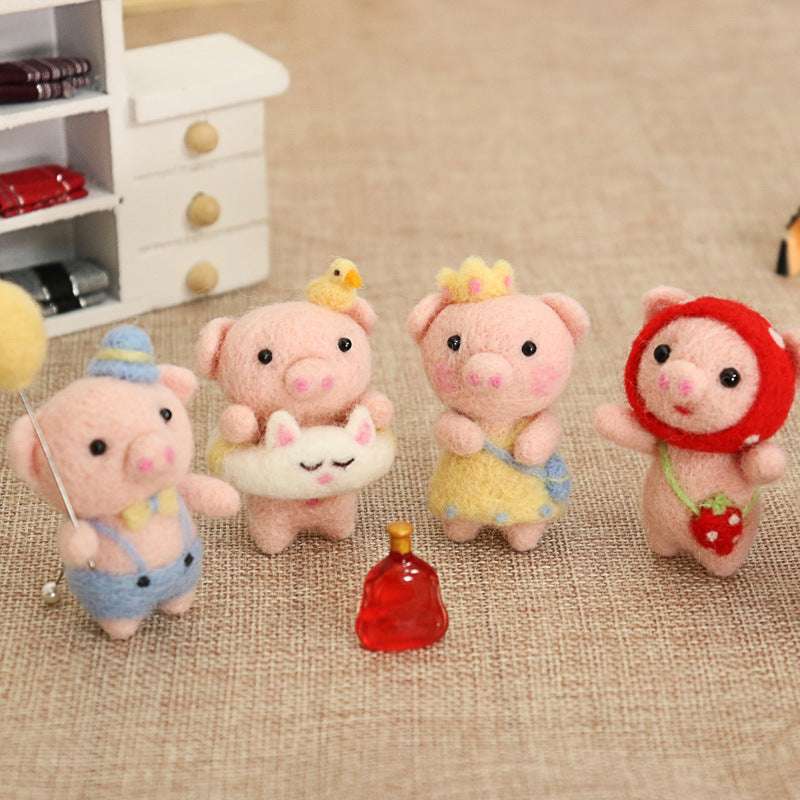 Wool Felt DIY Kit – Beginner Handmade Piggy Dolls | 4 Styles Felt Craft Kit Oasis Select
